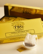 картинка Красный чай TWG Tea Vanilla Bourbon Tea / Ванильный Бурбон (2,5 г х 15 пак.) интернет магазин являющийся официальным дистрибьютором в России 